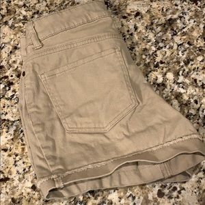 Tan / khaki shorts